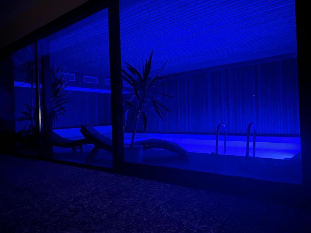 Park Villa Ferienwohnung Mit Pool Und 3 Schlafzimmer 于尔岑 外观 照片